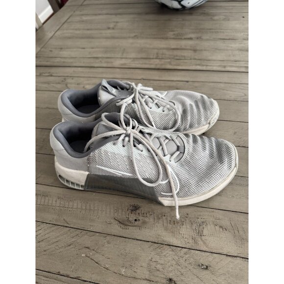 MEN'S NIKE DZ2617 METCON 9 RUNNING SMOKE GREY/WHITE SHOES SNEAKERS Size 11 - Picture 2 of 5